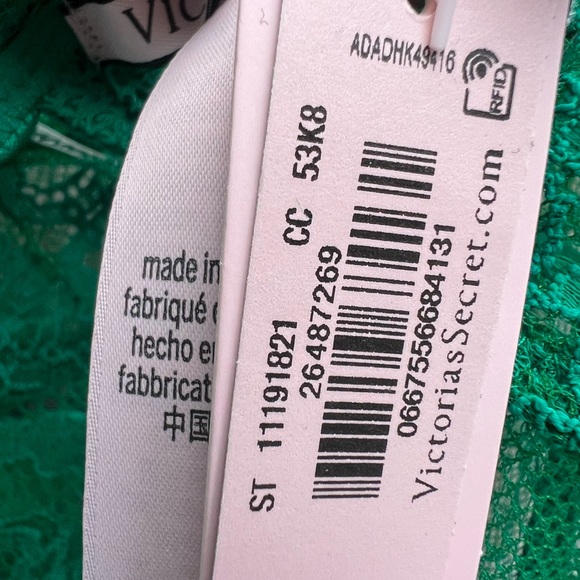 VICTORIAS SECRET Green Triangle Lace Tie Garter Slip Lingerie Women’s Small NWT - Picture 8 of 15